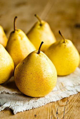 Pear Seeds Yellow for Planting – Heirloom Non-GMO High Germination Organic Garden Seeds