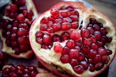 pomegranate tree flower seeds